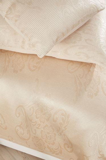 Dowry World Lale Double Bedspread - Cappucino