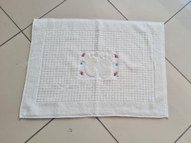 Rose Embroidered Cotton Foot Towel 50x70 cm White - Thumbnail