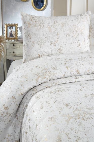 Slayka Single Size Bedspread Set, Coverlet 160x235 with Pillowcase, Chenille Fabric, for Queen Bed, Cream Cappucino